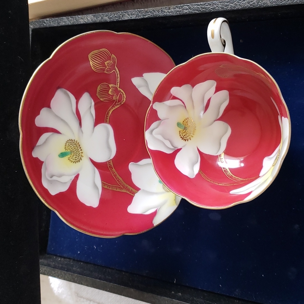 Vintage Occupied Japan cup and saucer floral pink and white. In excellent condit